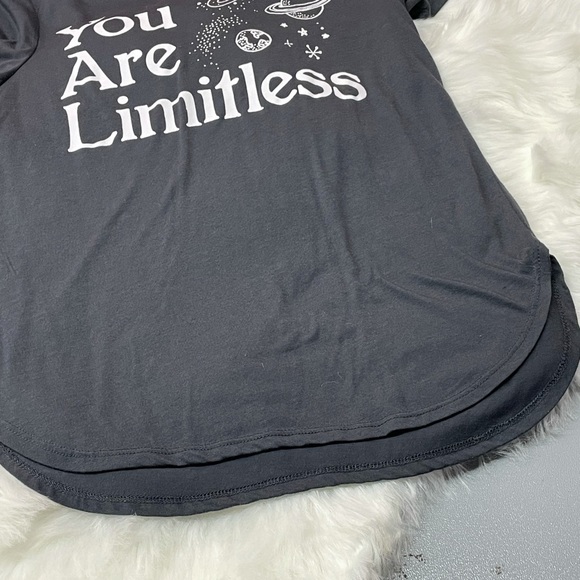 Sz Sm “You Are Limitless” Gray Tee 🪐✨ - Picture 4 of 6